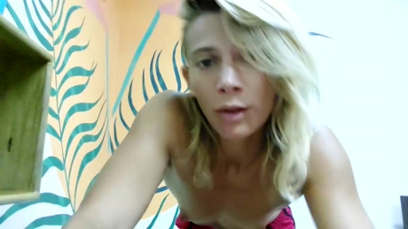 lailagetsnaked  28-12-2021